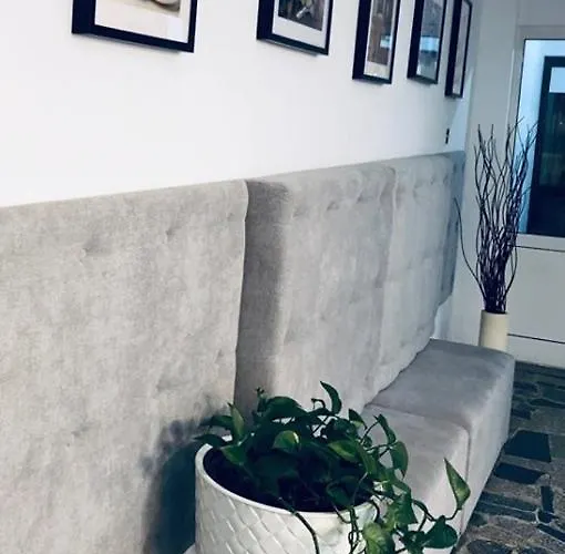 Hostel SIECHNICE Noclegi